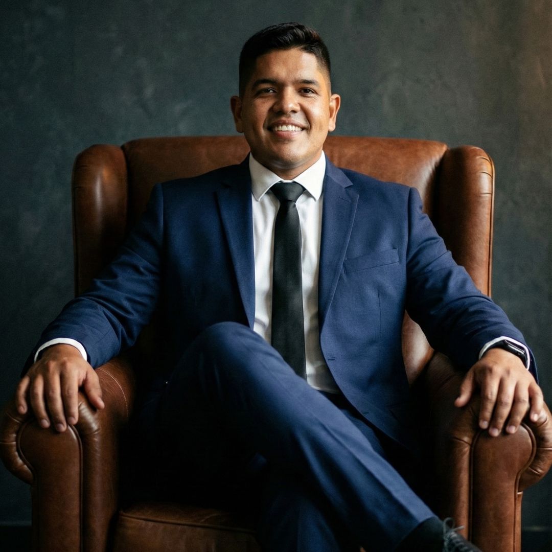 Professional portrait of Herbert Guimarães